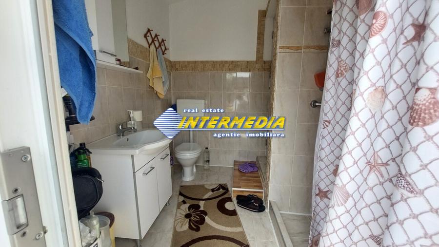 Casa semifinisata P+E+M de vanzare cu 600 mp teren in Centru Alba Iulia