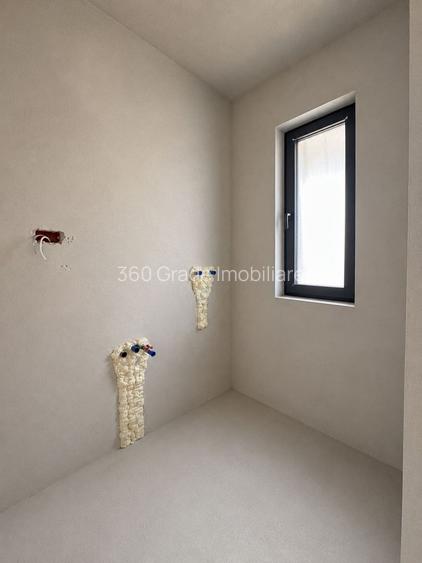 P+1 despărțit prin camera tehnică Toate Utilitatile - 10