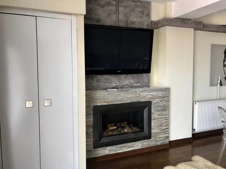 Apartament de 3 camere la lac