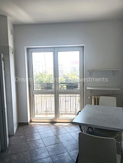 Apartament cu 3 camere de închiriat – Piața Unirii | Vedere directă către Fântân - 12