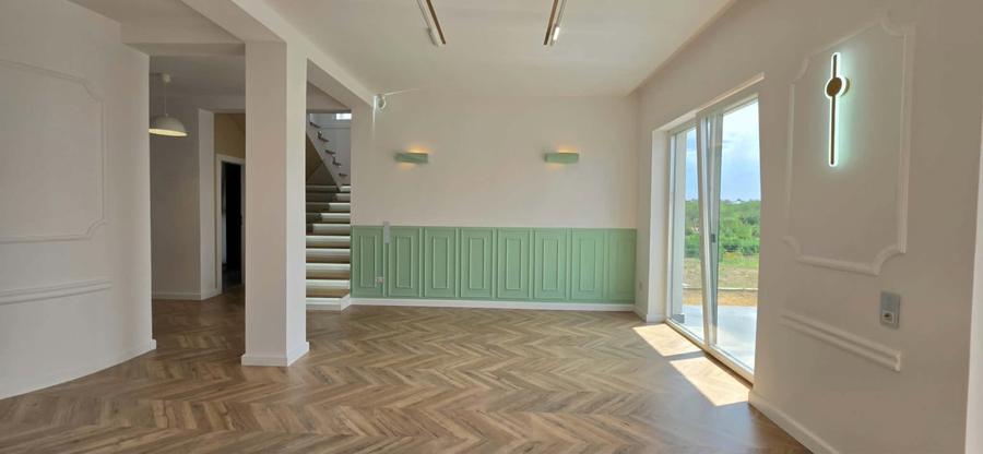 Casă de vânzare, zona dealurile Oradiei-CV0533