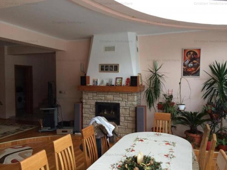 Vila 456mp utili  zona Plantelor