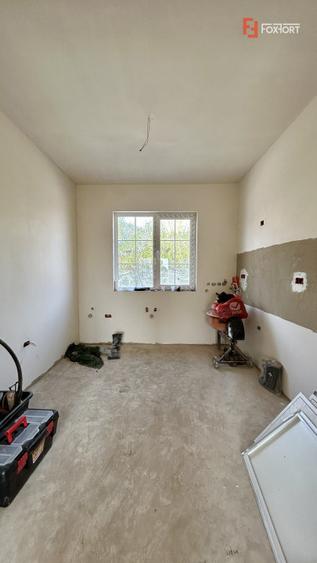 Duplex cu 3 camere parter + etaj - Sanandrei