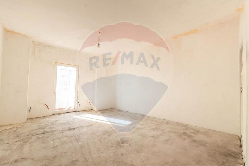 Apartament 4 camere de vanzare 104 mpu, Calea Mosilor