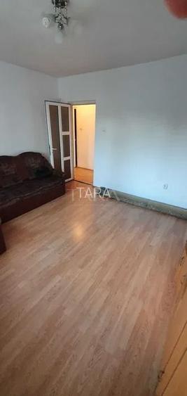 Apartament cu 4 camere, decomandat, Manastur., zona BIG. - 5