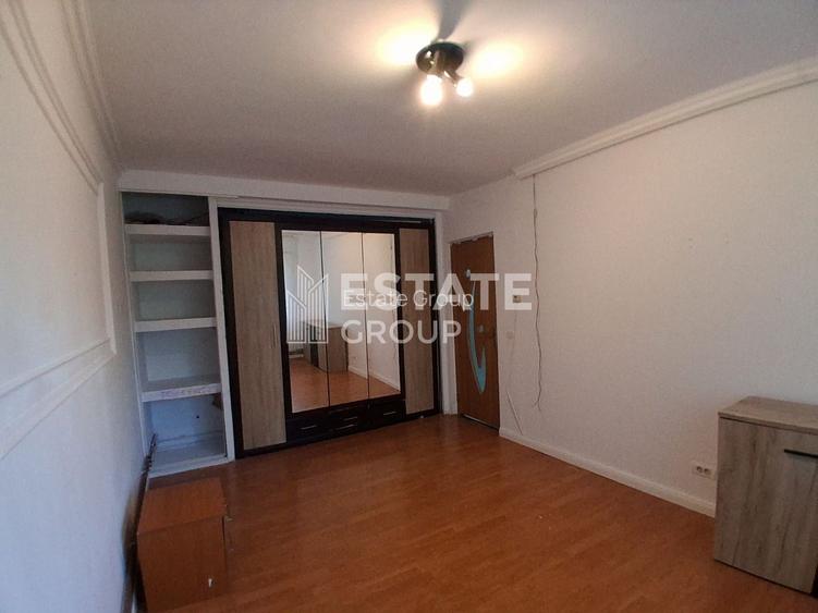 Apartament 3 camere, decomandat, Lipovei