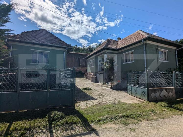 Casă renovabilă cu teren generos de 1268 mp și front de 20 m, Gheorghieni Sat