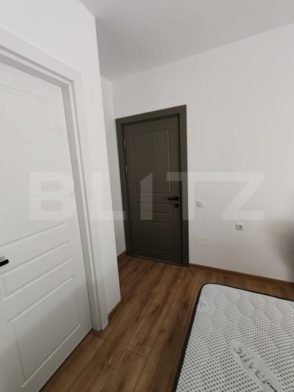 Apartament cu 3 camere, 63 mp, cu 2 bai si balcon mare, in zona Valea Garboului