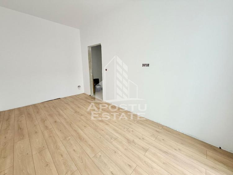 Apartament cu 2 camere, etaj 2, decomandat, zona Planetelor
