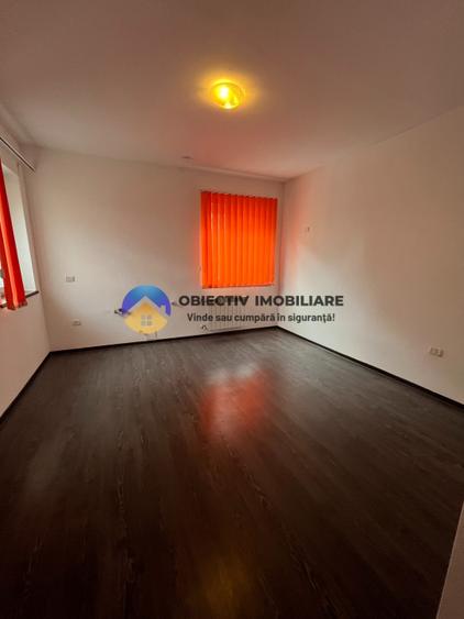 Casa + spatiu comercial la pret de apartament , Precista - Piatra Neamt