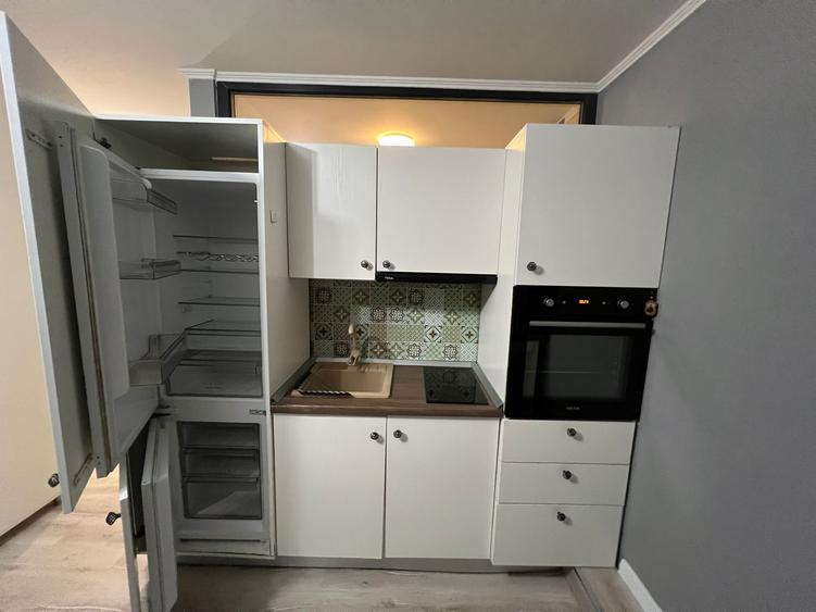 Garsoniera de lux, moderna, totul nou ,bloc nou, 350 euro ,termen lung, Campus