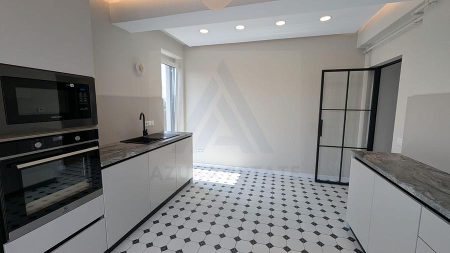 Penthouse premium spatios 120 mp terasa 88 mp etaj 3 zona Lazaret
