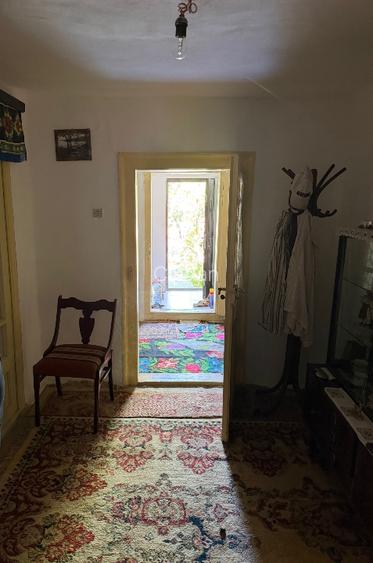 Casa cu teren la tara - 8