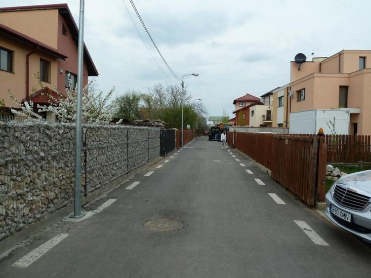 Duplex cu teren generos