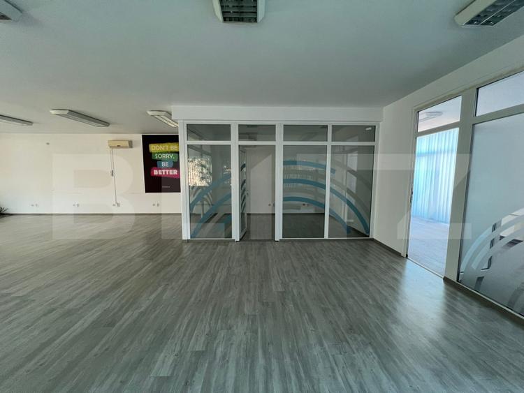 Spațiu de birou, 140 mp, zona Str. Republicii