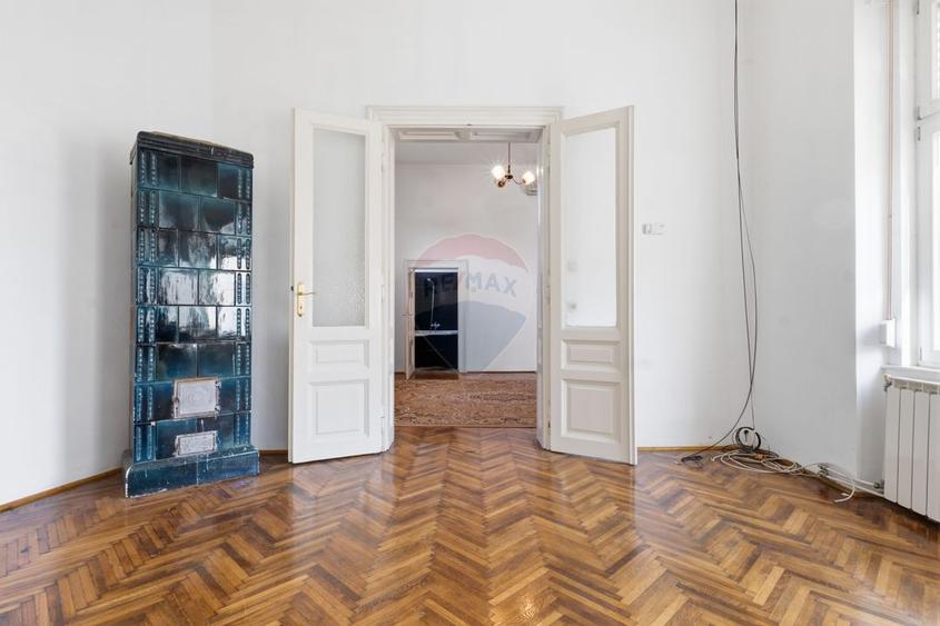 Apartament 4 camere 113 m² utili Piata Catedralei- Alexandru Gavra