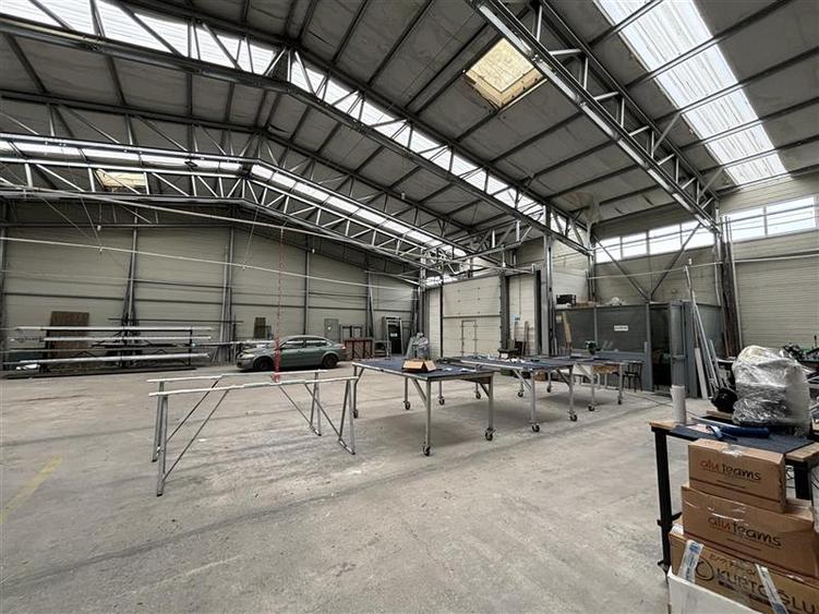 Vanzare depozit/hala/spatiu industrial/showroom/birouri Otopeni - Balotesti - DN