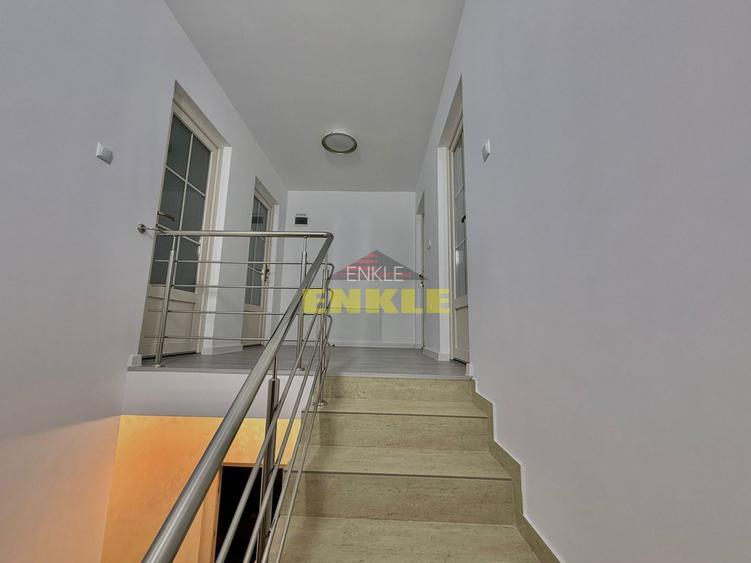 Vand casa 5 camere cu teren 450 mp zona linistita, pret negociabil! - 3