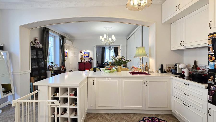 Apartament in vila splendid renovat, curte, zona Casin, parc Kiseleff la 550 m