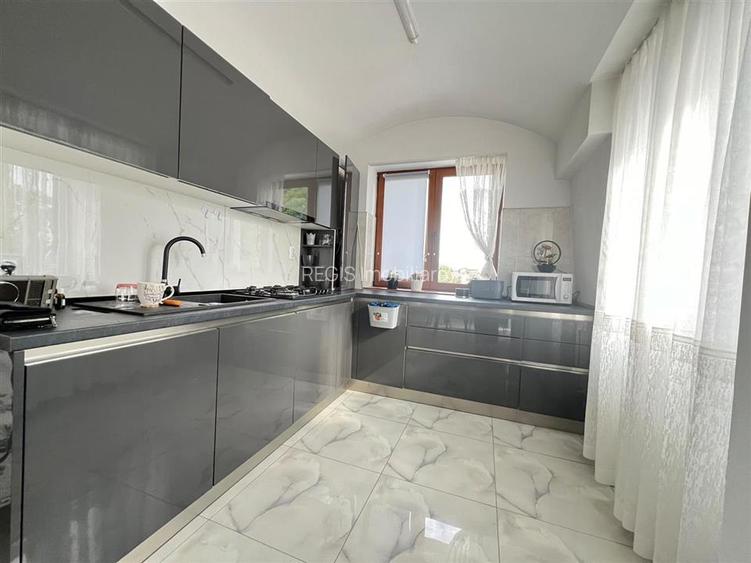 Apartament premium 3 camere cu terasă și curte proprie | Noua, Bra5 - 8