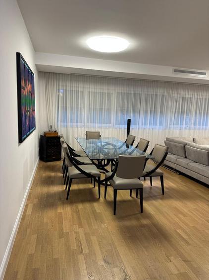 Apartament de inchiriat 5 camere - zona BANEASA.