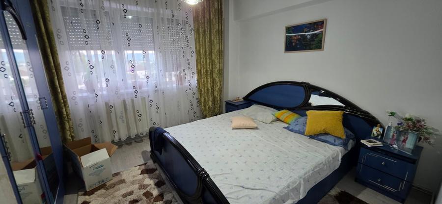 Apartament 3 camere decomandat-Orizont-Letea