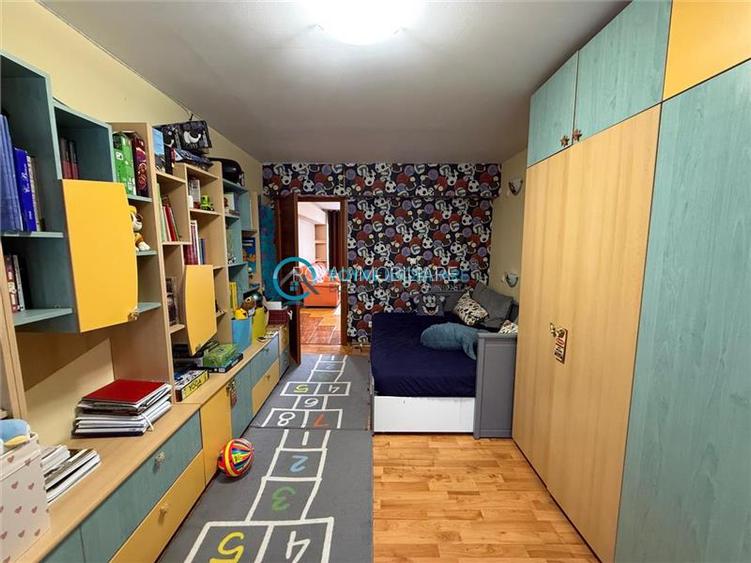 Royal Imobiliare - Vanzare apartament  zona Piata Mihai Viteazu - 7