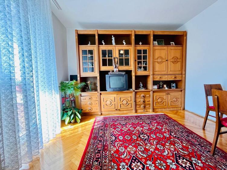Apartament 3 camere| etaj intermediar |zona Manastur