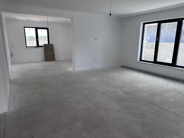 CASA NOUA I 4 CAMERE I 2 BAI I PE UN NIVEL I TEREN 423 MP I CU TOATE UTILITATILE