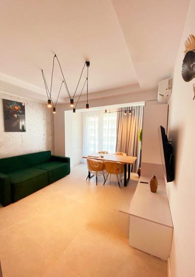 Apartament 2 camere Axxis Mamaia Nord pe plaja parcare inclusa termen lung
