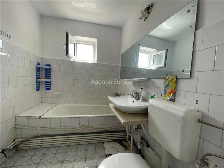 Apartament cu 4 camere de vanzare zona centrala Tulcea - 7