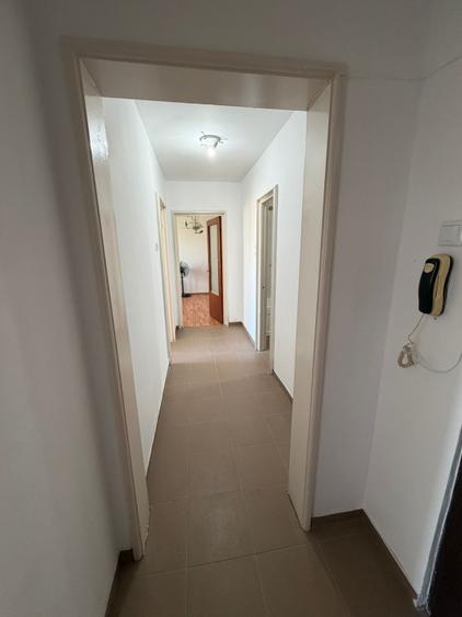 Apartament 2 camere / Ozana/ Metrou 10'/ 1 Decembrie