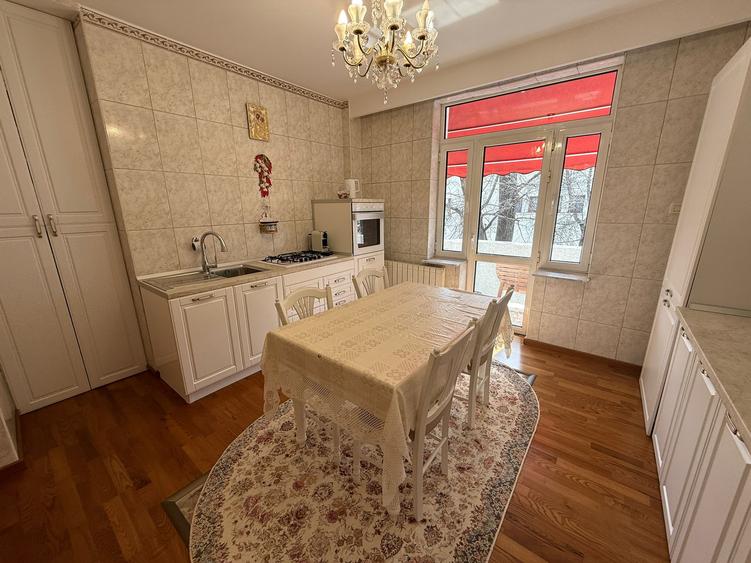Apartament + Mansardă + Subsol în vilă – Dorobanți