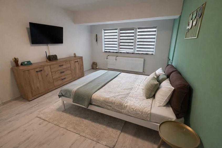Apartament 3 camere | Decomandat | Centrală pe gaz | Dacia