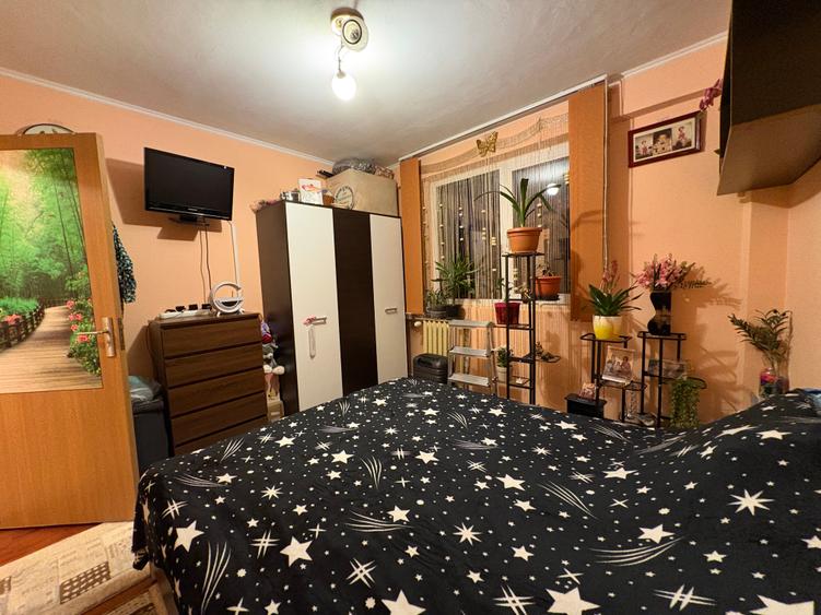 Apartament cu 2 camere în proces de reabilitare - Bulevardul Lacul Tei