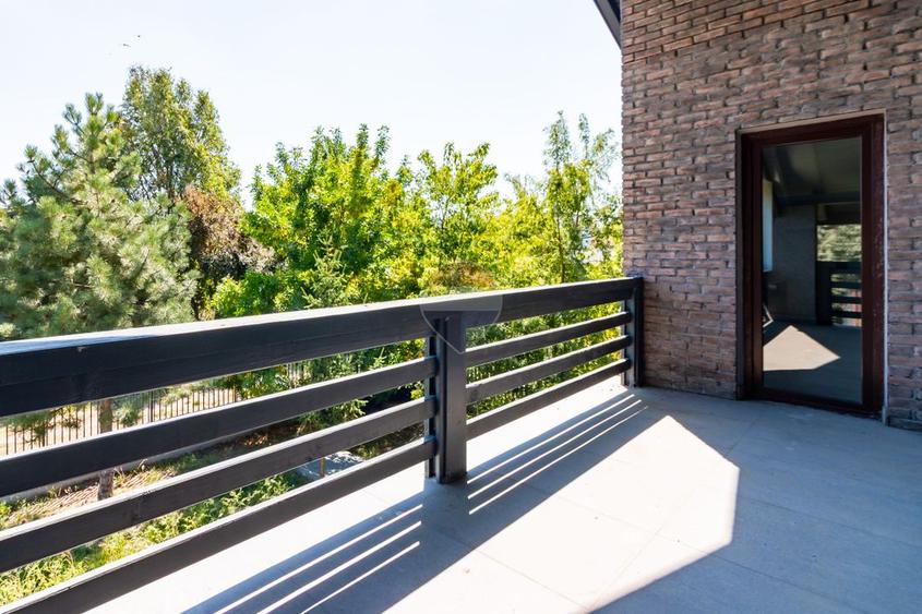 Vila de vanzare I 171 mp utili, teren 563 ICorbeanca I Laguna Albastra