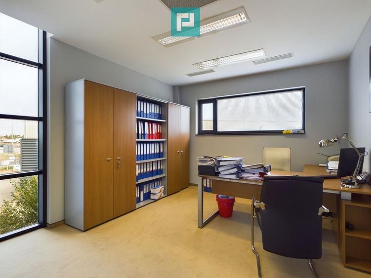 Spațiu comercial modern cu parcare proprie