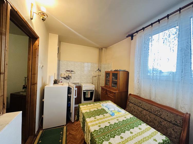 Garsoniera | etaj intermediar | 28 mpu | Gr. Alexandrescu Manastur