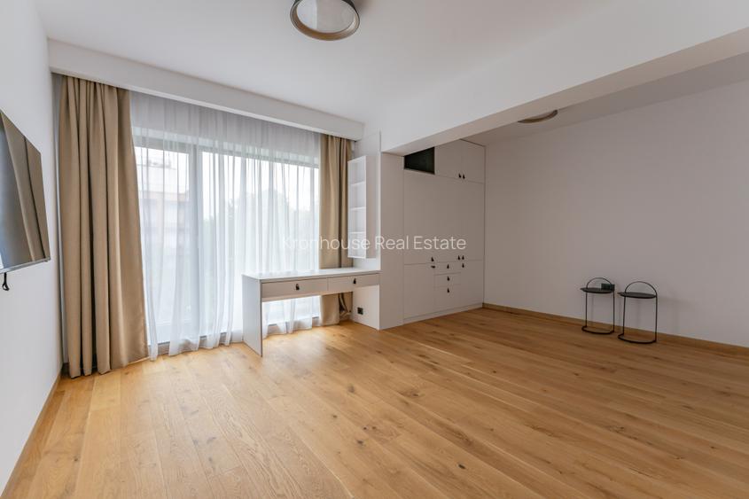 Apartament 4 camere cu terasă 104 mp și priveliște spre Tâmpa - 19