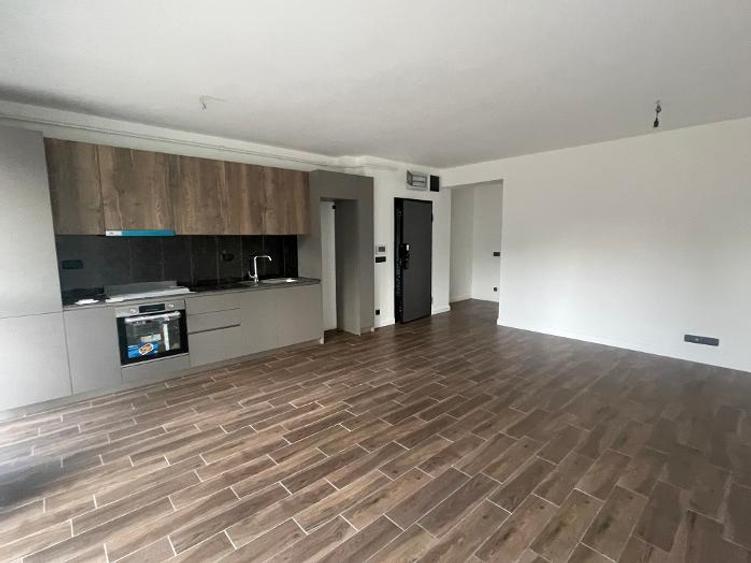 2 camere complex exclusivist, la 300m de Peles, 2025, 68mp, 2 terasa, centrala