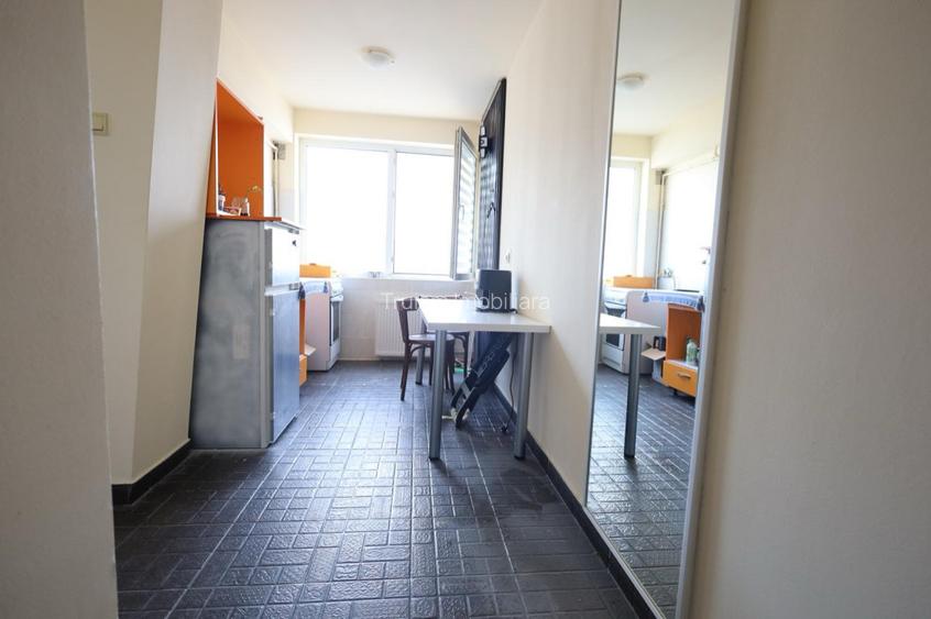 Apartament 2 camere, conf. 1, semidecomandat – etaj 8/9 Republicii - 2