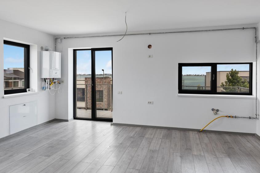 Apartament 3 camere la etajul 2 | Terasa privata 70m | Vedere frontală spre Lac