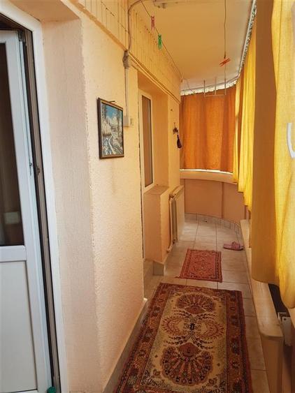3 camere, decomandat, SEMIMOBILAT, 80 mp, GARII