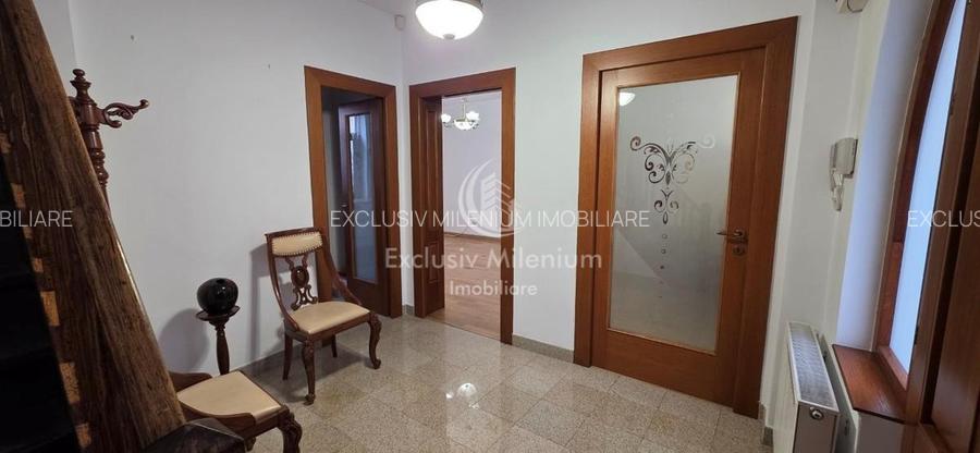 Vila/Casa Piata Alba Iulia - Birouri  / Decebal - 8