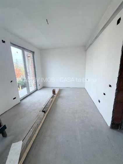 Vanzare -  Casa  - Vila - Prelungirea Ghencea - Dantelei - teren 245mp -210000E - 22