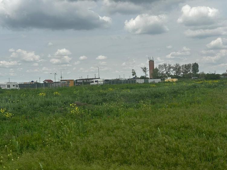 Constanta - Tuzla - teren intravilan 1000mp