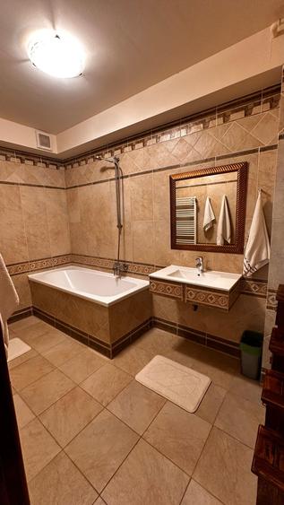 Penthouse Mamaia zona Butoaie P+1