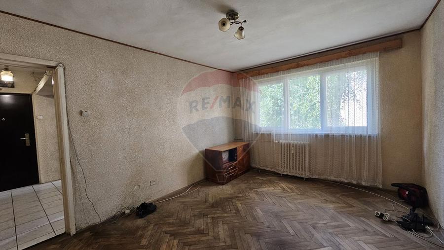 Apartament cu 2 camere, etaj 1 în zona George Enescu, Suceava