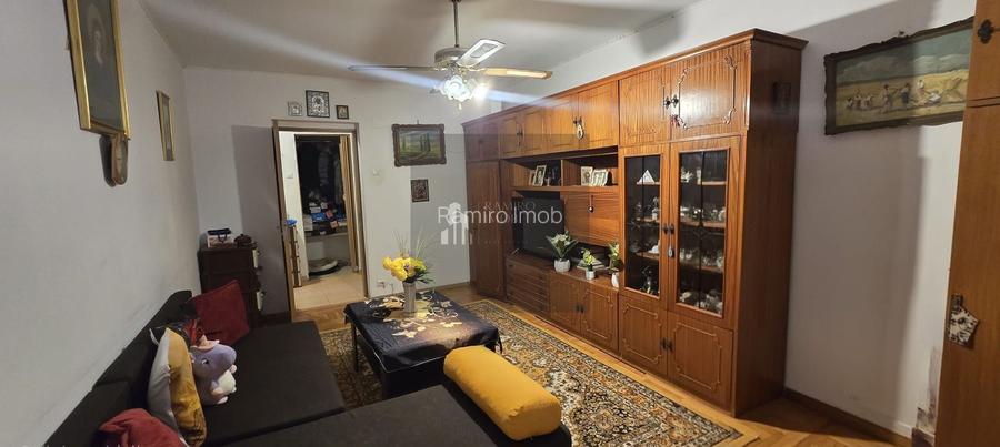 Apartament 3 camere/ 400 m Metrou N Grigorescu, decomandat, etaj 2/4 - 4