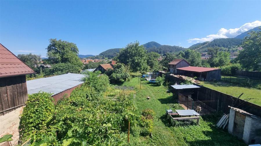 Casa de 5 camere zonaTurches  Sacele